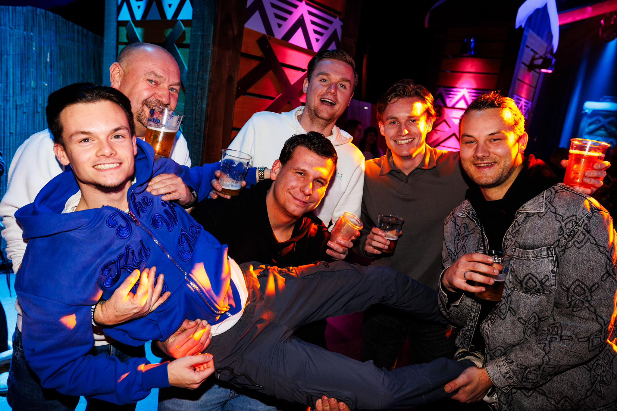 Photography by: Bram van Oosterhout / www.kleurstof.eu